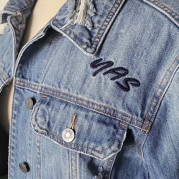 Hidden Jeans Embroidered Oversized Jean Jacket SZ XS - Picture 5 of 10